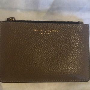 Pre-loved Marc Jacob Card Holder Wallet-taupe